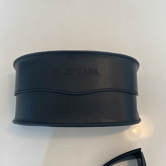 Balenciaga Skin Cat XXL Winter 23 Runway Sunglasses - Picture 5 of 5